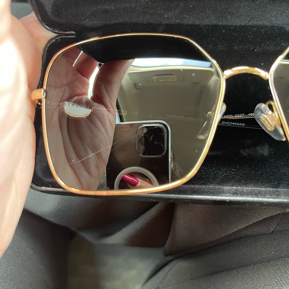 Versace Ladies authentic sunglasses in gold and black main image 6